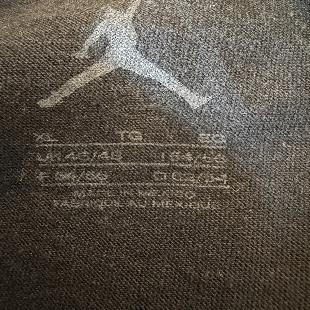 Jordan Mens T-Shirt XL Black Sick Kicks Since 1985 Graphic Streetwear Sneaker